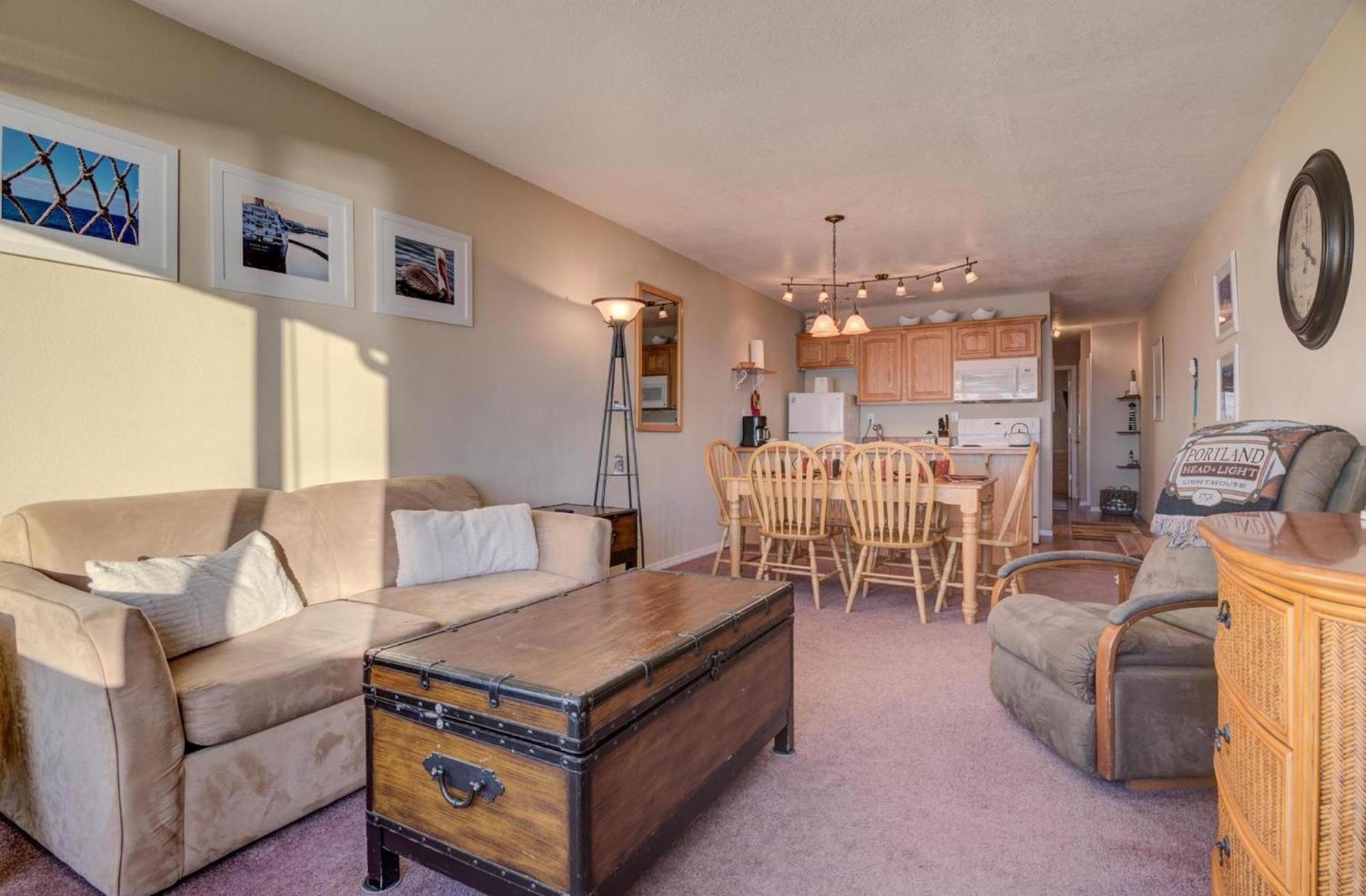 Sea Gypsy Rentals Lincoln City Rom bilde